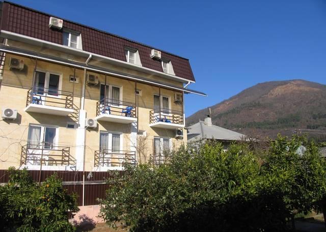 U Ruslana Guest House Gagra Buitenkant foto