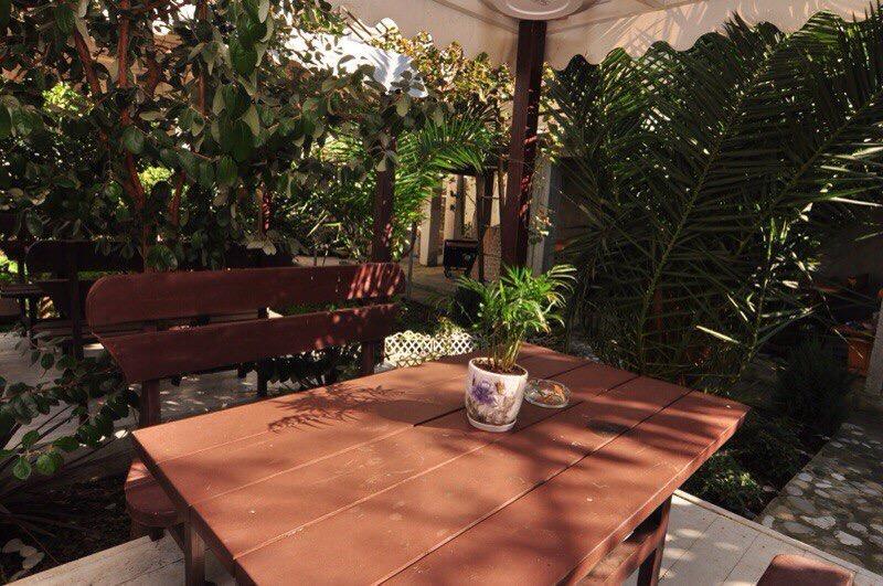 U Ruslana Guest House Gagra Buitenkant foto